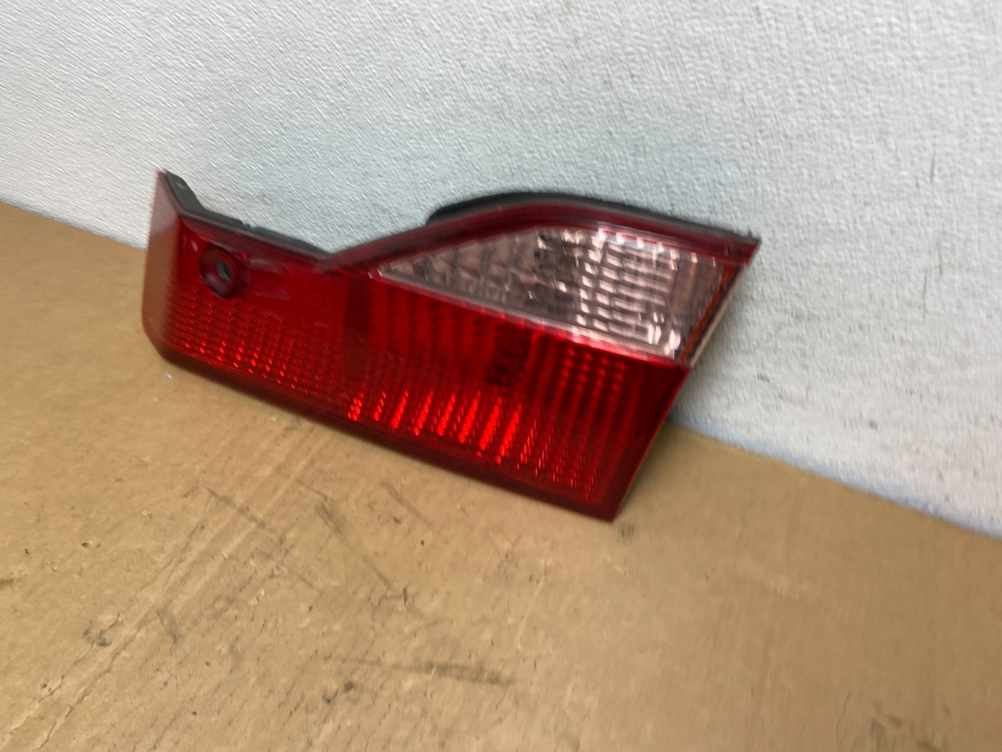 1998 to 2000 Honda Accord Right Passenger Side Inner Tail Light AC8540 DW1
