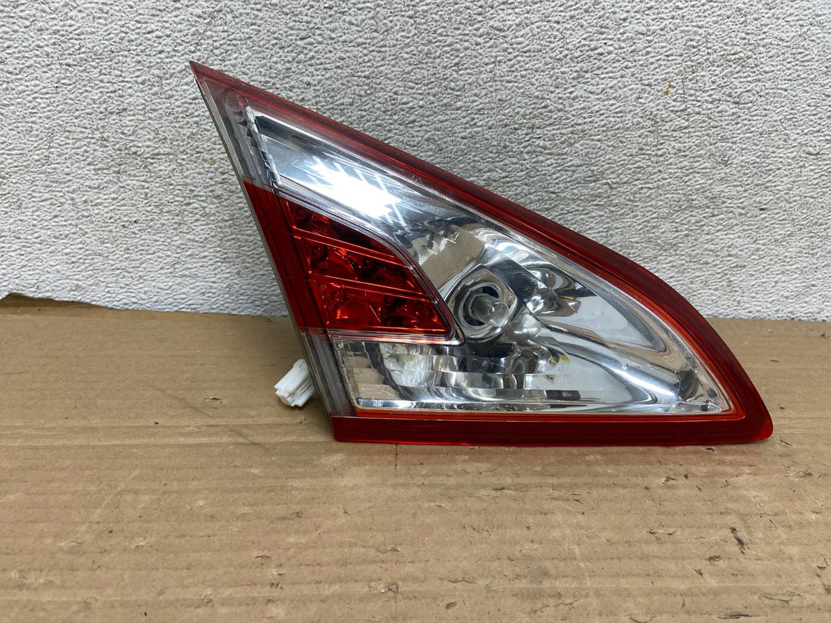 2011-2014 Nissan Murano Left Driver Lh Side Inner Tail Light AG9128 LK0