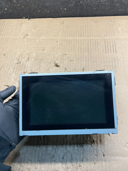 2013-2016 Nissan Pathfinder Radio Display Information Navigation Screen W3896 DG0