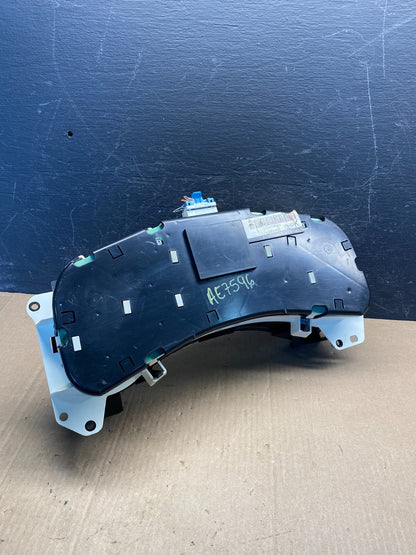 2002 GMC Yukon Speedometer Cluster Gauge AE7596 DG3