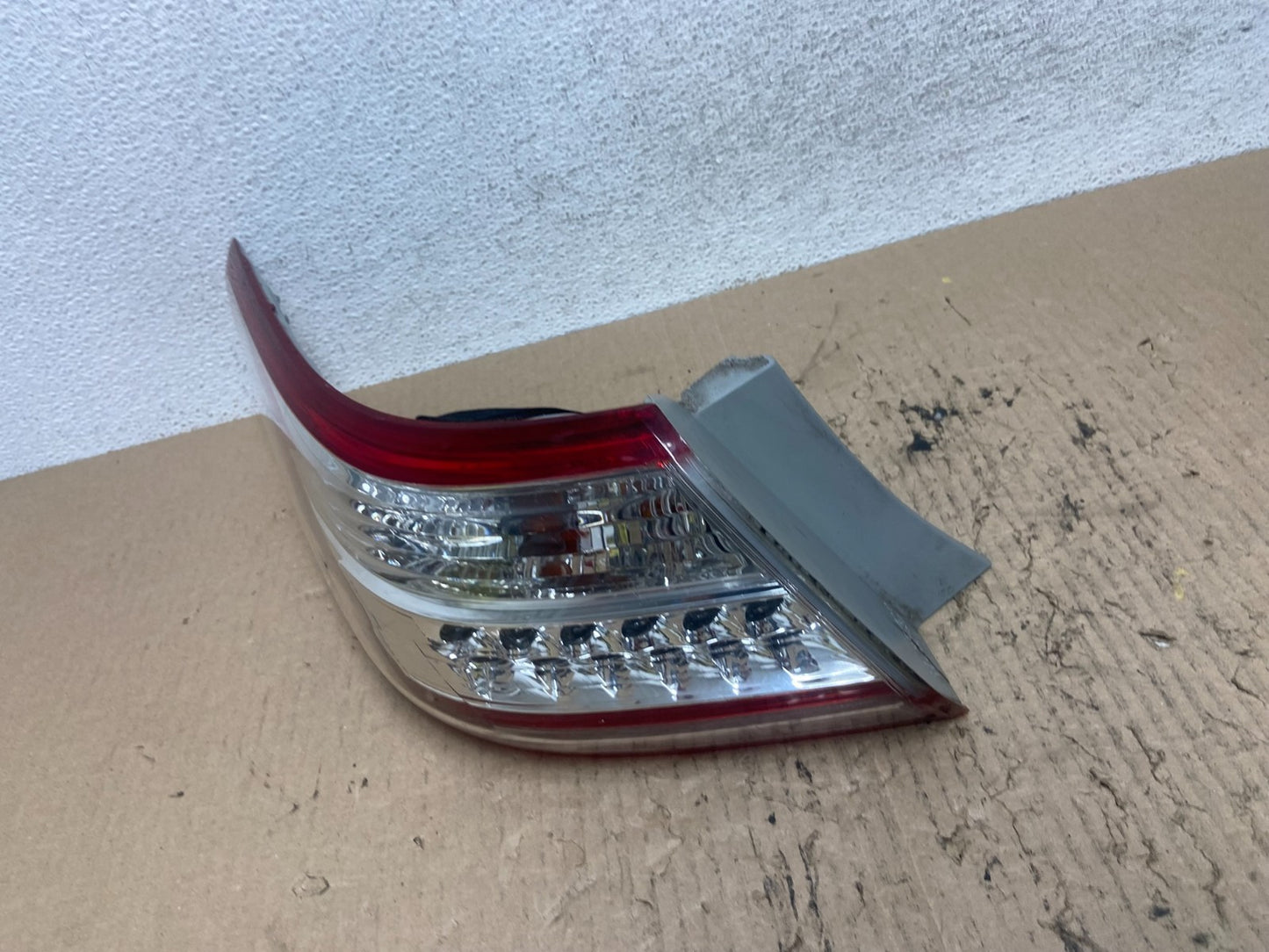 2010-2011 Toyota Camry Hybrid LED Left Driver LH Tail Light AF7049 DW1