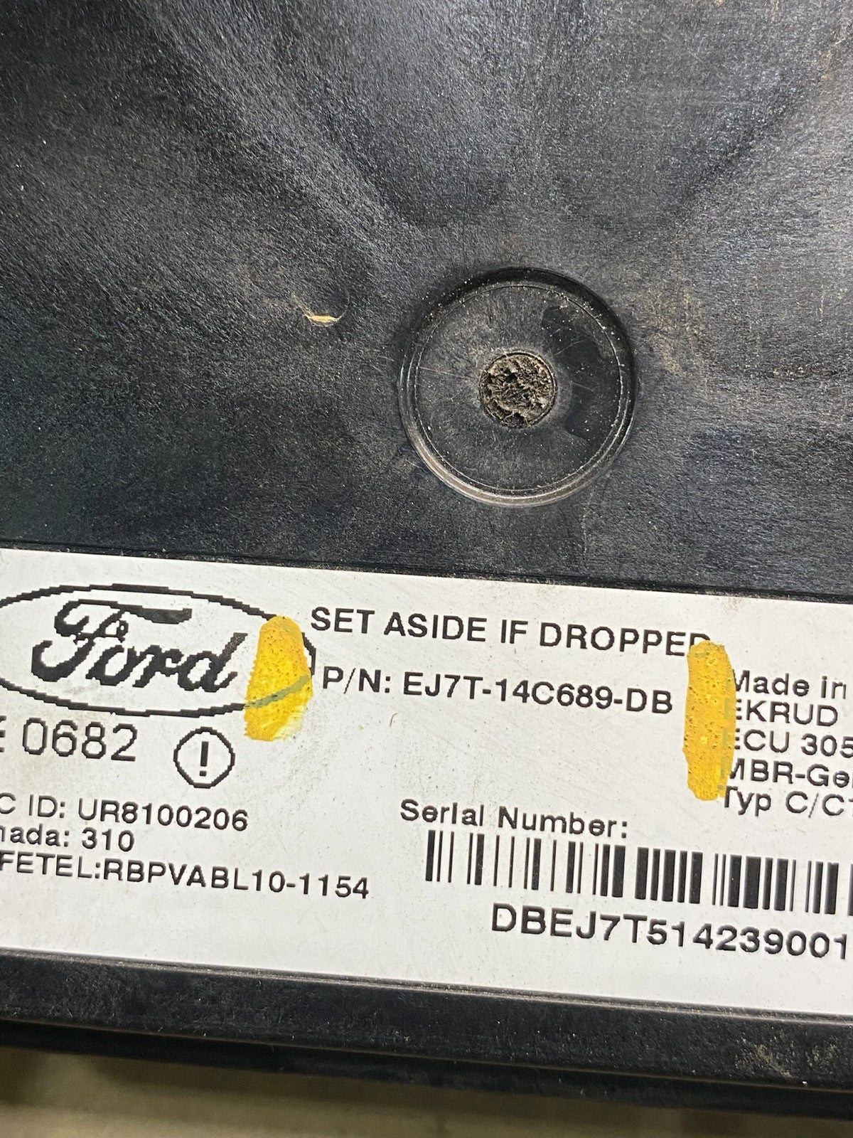 2015 to 2016 Lincoln MKC Rear Radar Blind Spot Module OEM ab7408 DG2