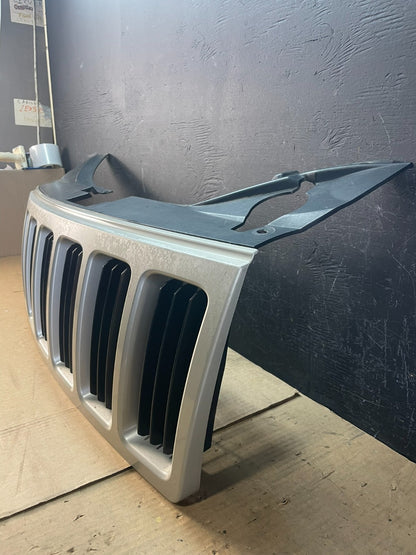 2008 2009 2010 Jeep Grand Cherokee Front Upper Grill Grille AC5089 DG2