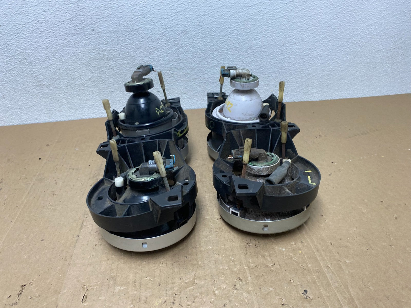 1984- to 1991 BMW 3 E30 Left+Right Set Headlights Projector Halogen AC5792 DG8