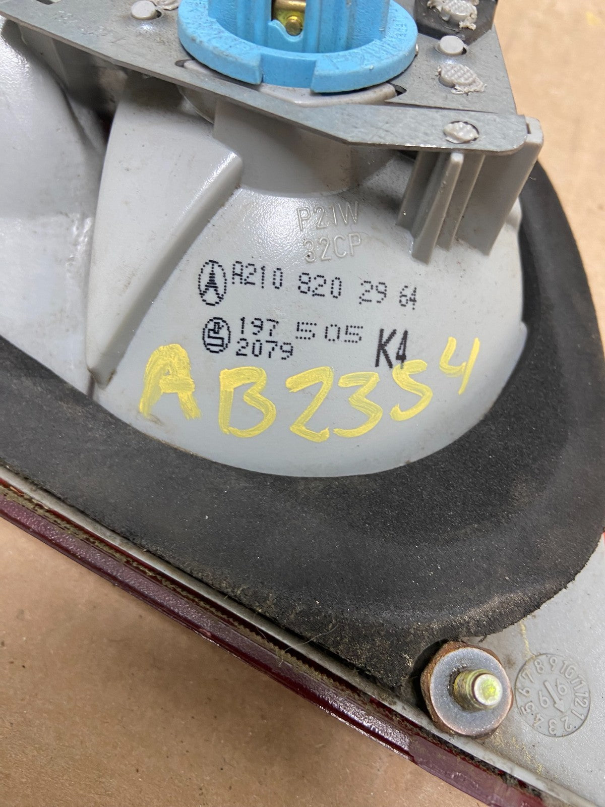 1996 - 1999 Mercedes-Benz E W210 E320 Left Driver Inner Tail Light OEM AB2354 DW6