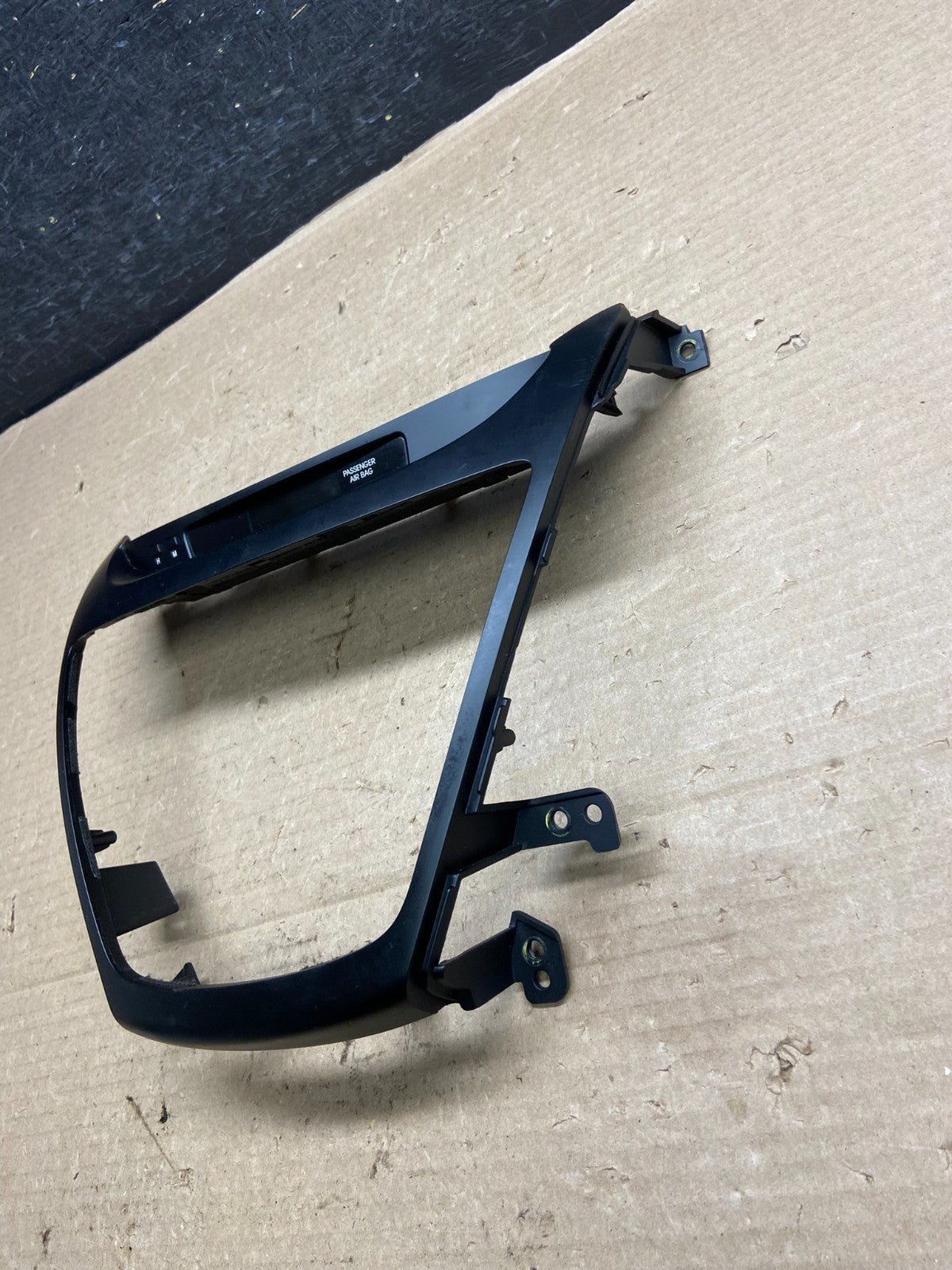 2014-2016 Hyundai Elantra Center Radio Climate Control Air Vent Bezel AH3753 DG1