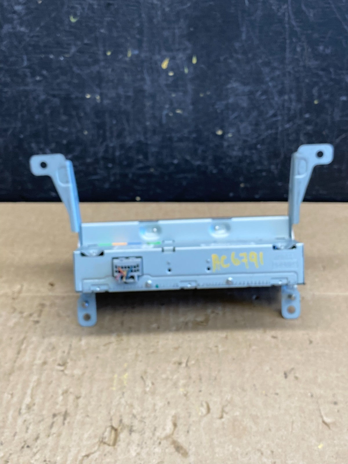 2010 - 2012 Ford Taurus Front Radio Information Display Screen Monitor ac6791 DG3