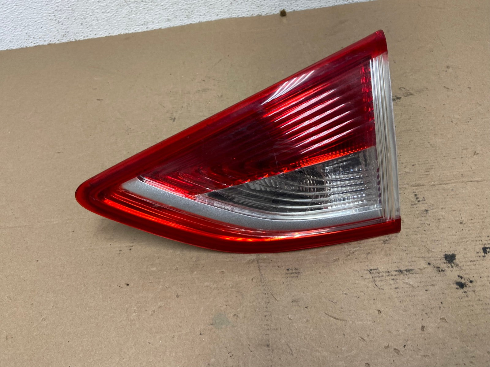 2013 to 2016 Ford Escape Right Passenger RH Side Inner Tail Light AF4603 LK0