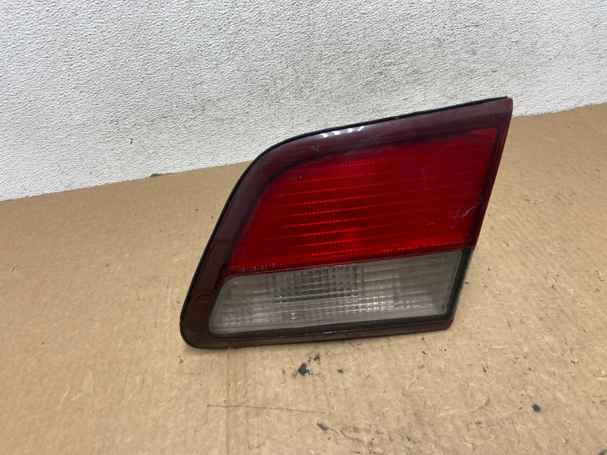 1997 1998 1999 Nissan Maxima Right Passenger RH Inner Tail Light AF9791 LK0