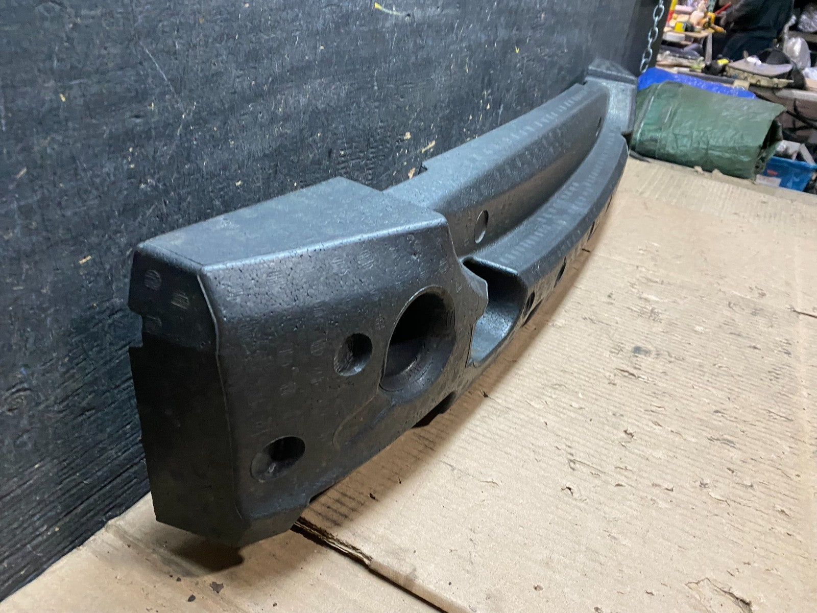 2010-2015 Jaguar XJ XJL Front Bumper Absorber Energy Impact  OEM w4610 DG2