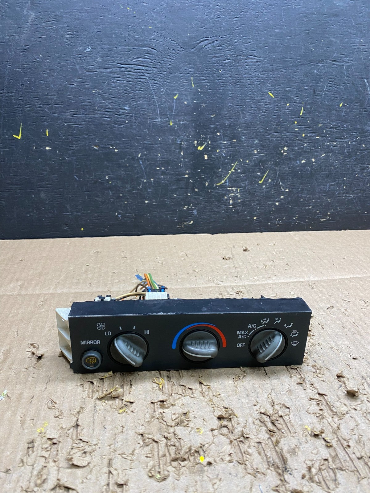 2001 - 2007 GMC Chevrolet Express 1500 Climate Control A/C V7479 DG0