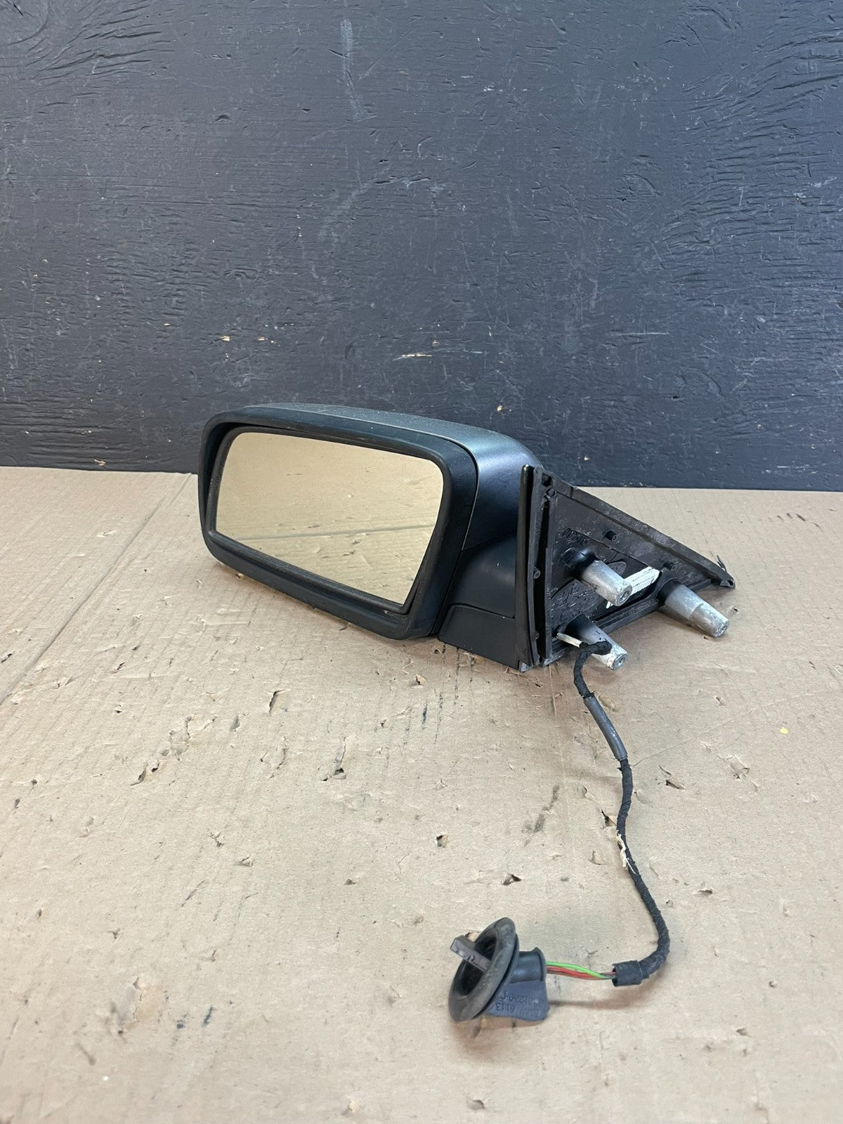 2006 - 2010 BMW 528i 530i 535i Left Driver LH Door View Mirror AD8747 DG2