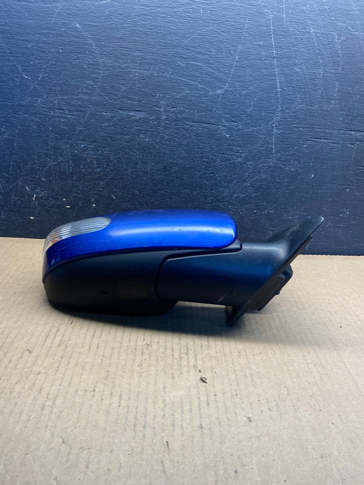 2010 to 2013 Kia Forte Sedan Right View Turn Signal Mirror AF9194 DG3