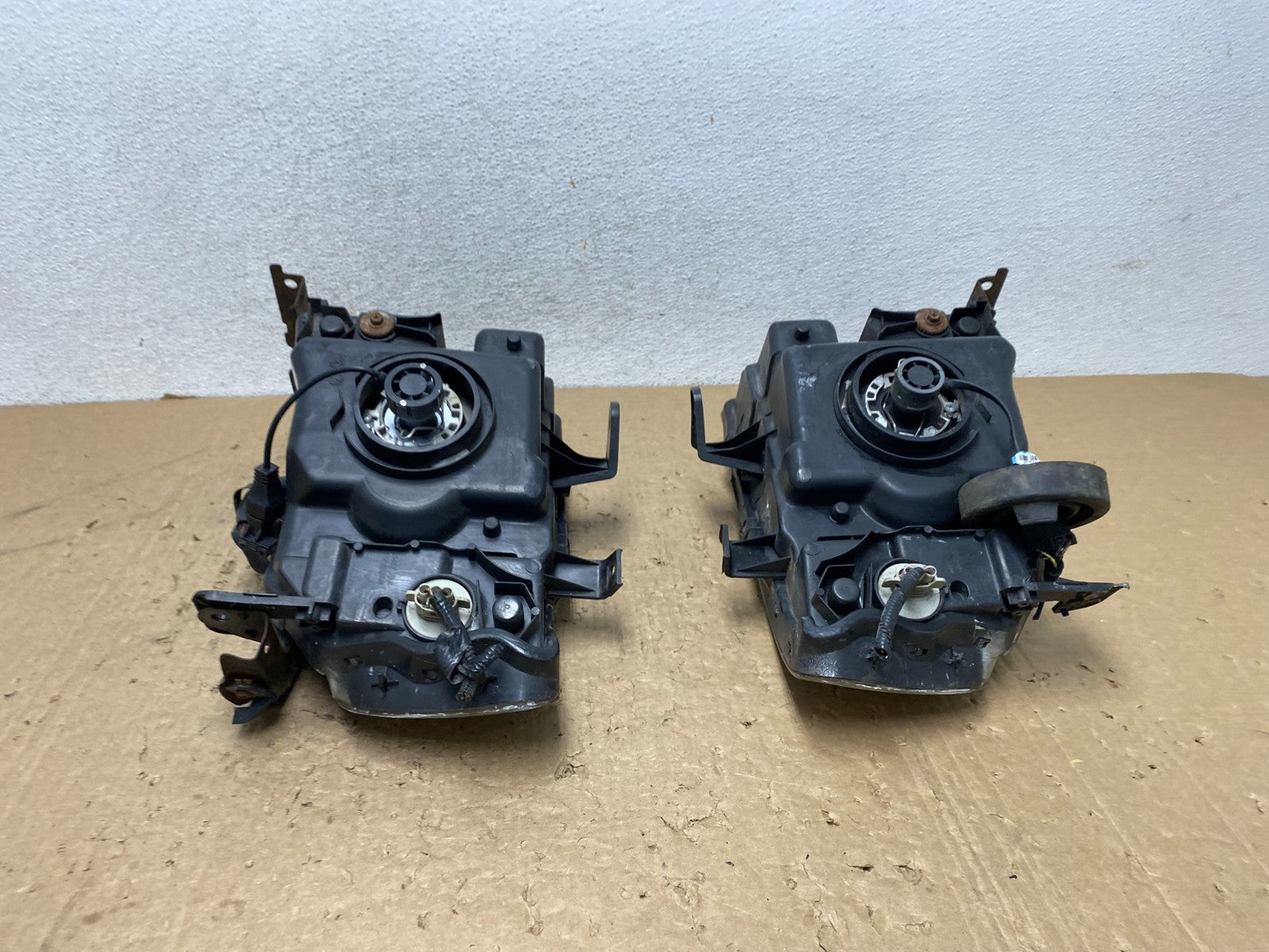 2006 2007 2008 Honda Ridgeline Left+Right Halogen Headlights AG1439 DW9