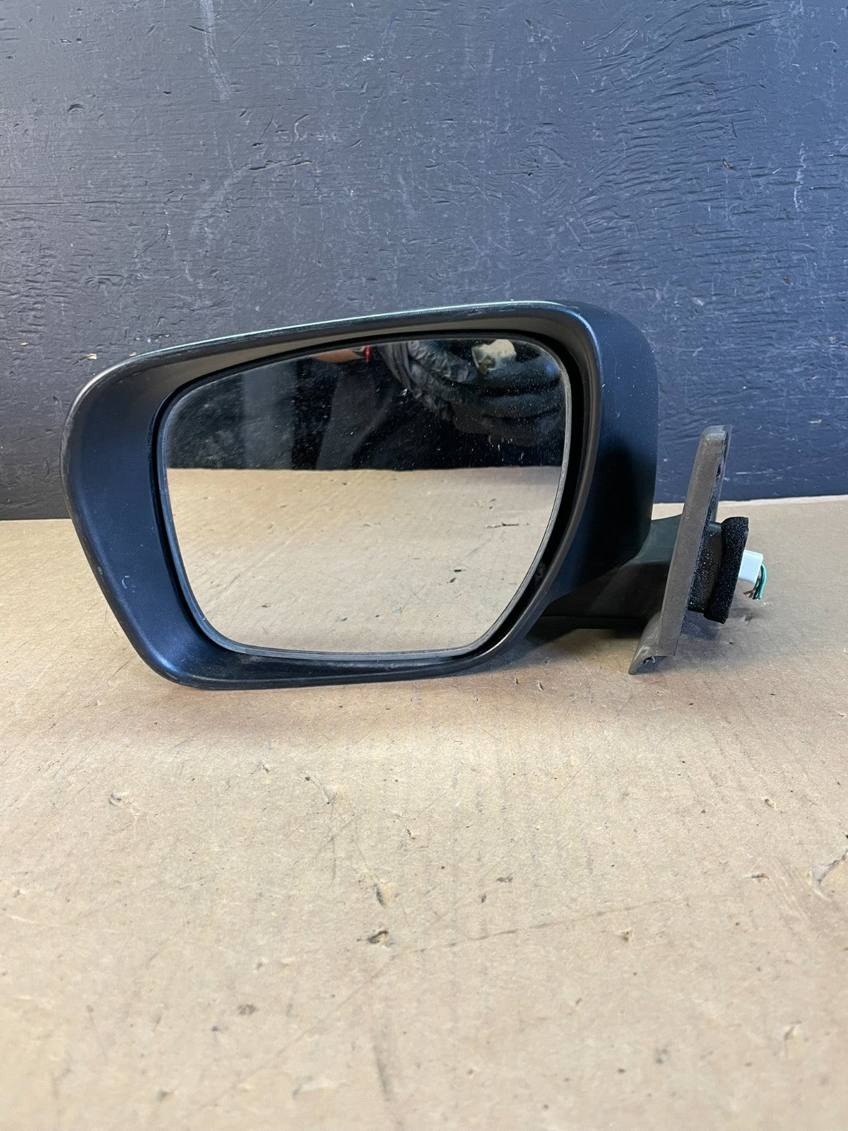 2006 to 2010 Mazda 5 Left Driver Side View Door Mirror AD5617 DW7