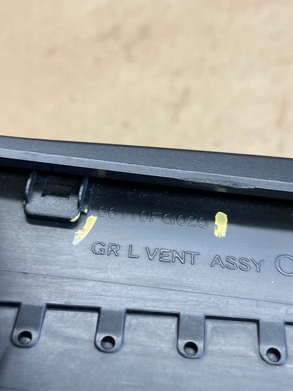 2010 to 2011 Subaru Forester Dash Radio Trim Bezel Center Vent AH3836 DG6