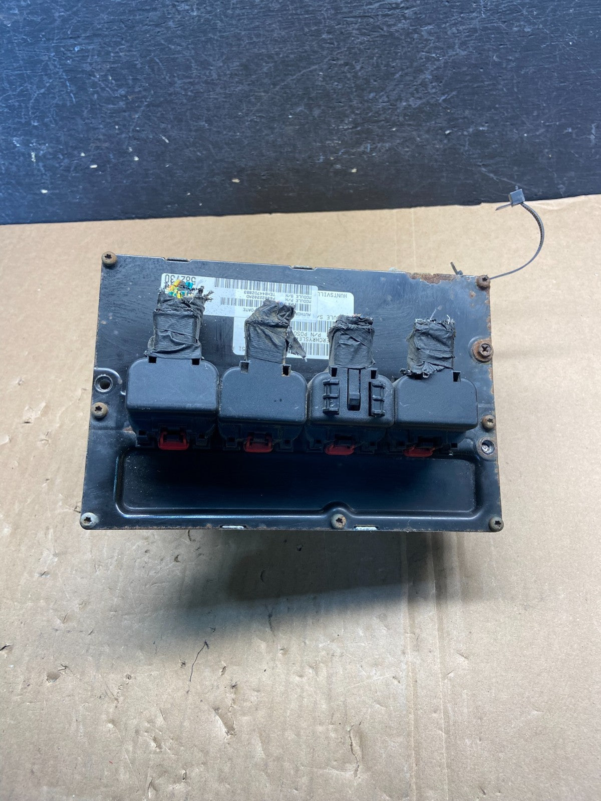 2007 Chrysler Pacifica 4.0L Engine Control ECM P68022202AD ag1650 DG0