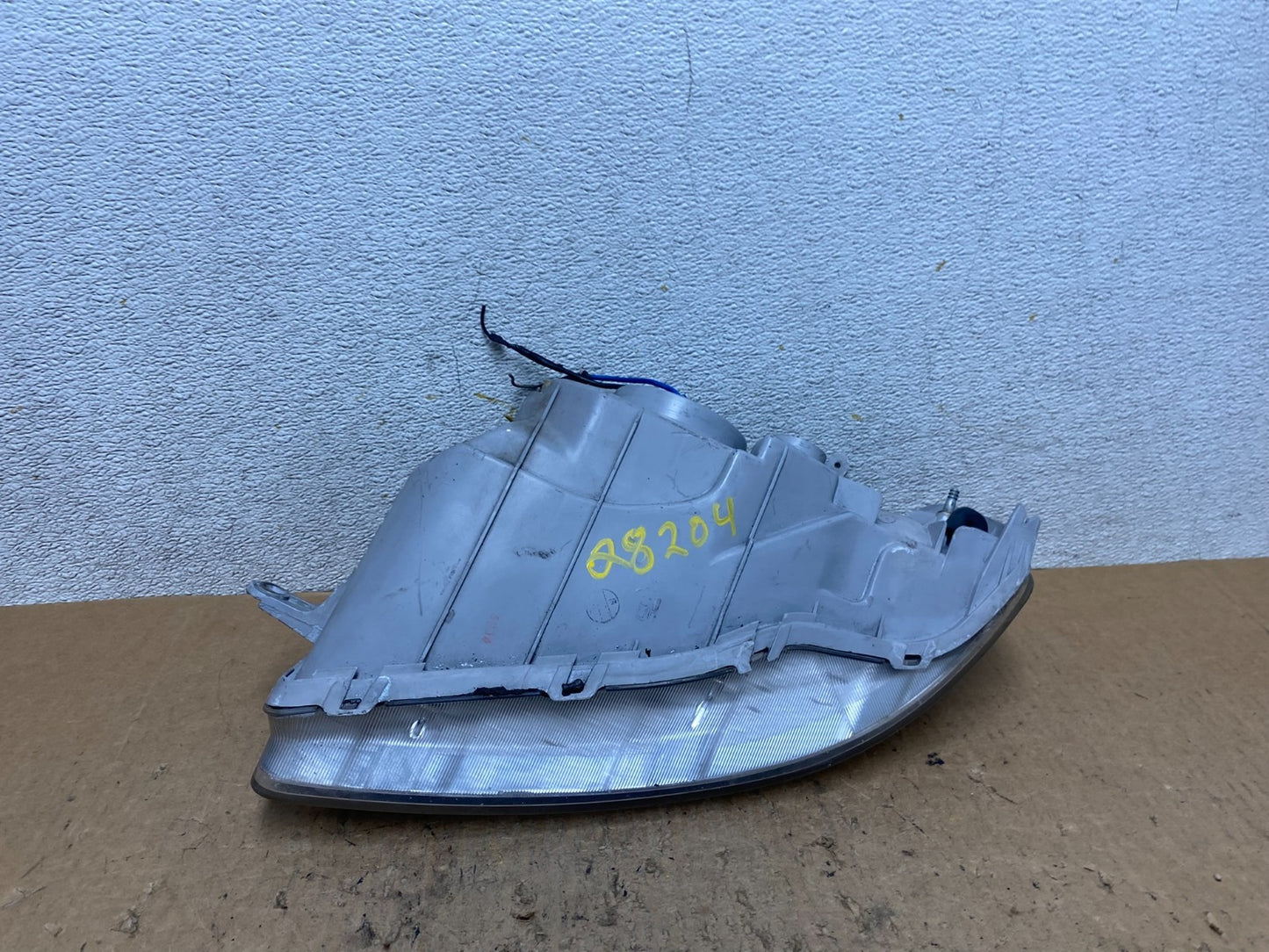 2004 - 2006 Chevrolet Aveo Hatchback Right Passenger Headlight Halogen Q8204 DW12