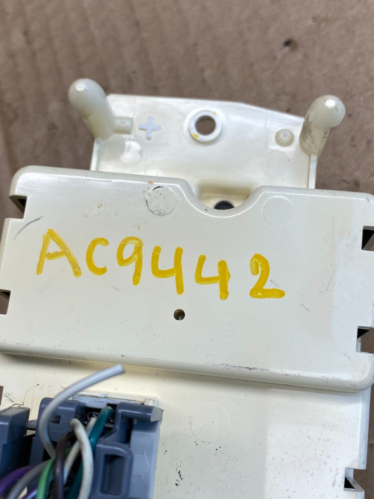 2003 to 2006 Chevrolet Tahoe Suburban Yukon Climate Control A/C AC9442 DG6