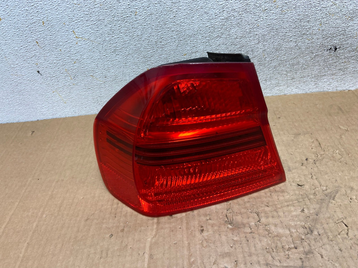 2006 2007 2008 BMW 328i 3 Series Left Driver Lh Side Tail Light AI5598 LK0