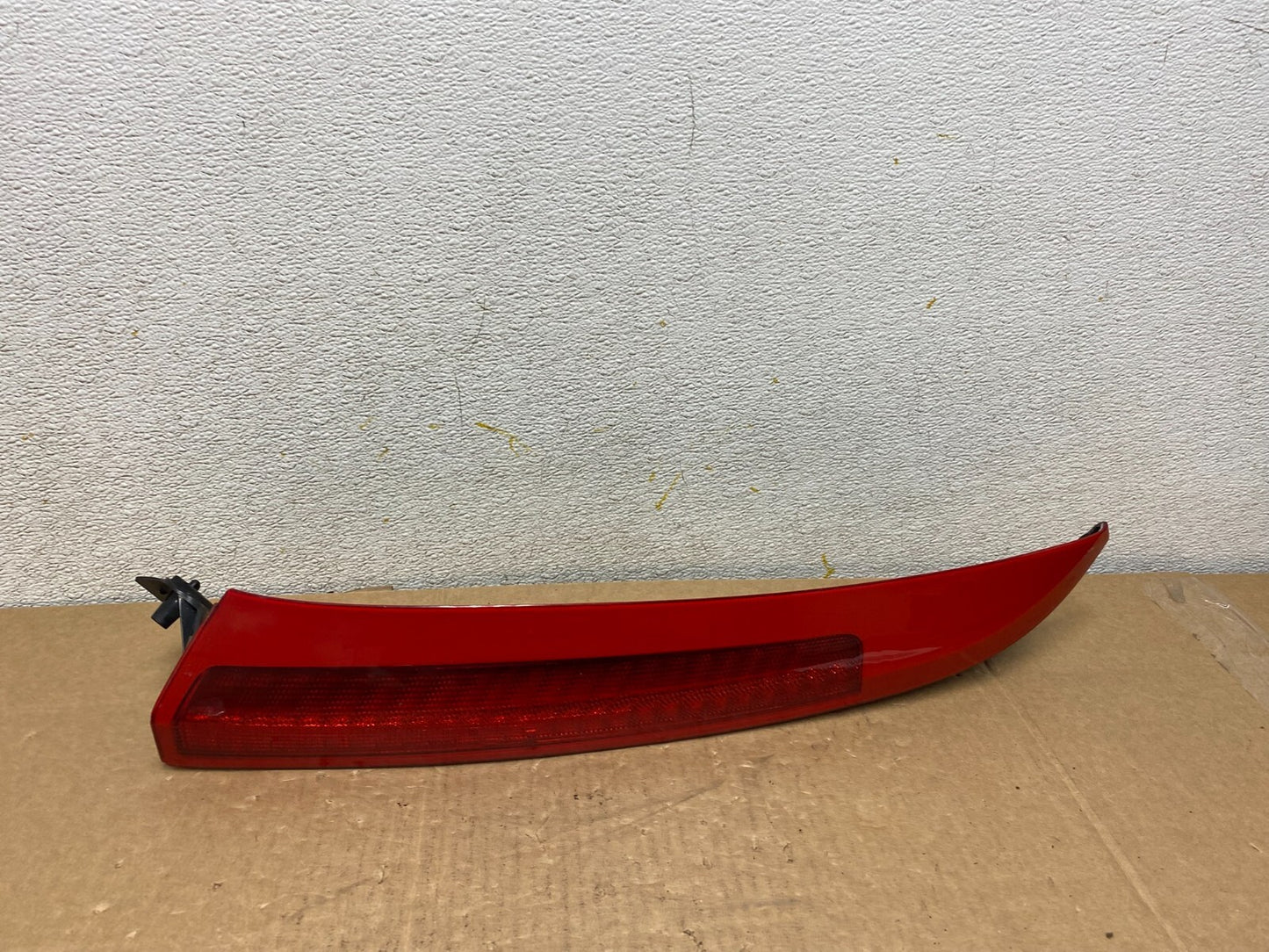 2003 to 2006 Volvo XC90 Left Driver LH Side Upper Tail Light OEM O5236 DW0