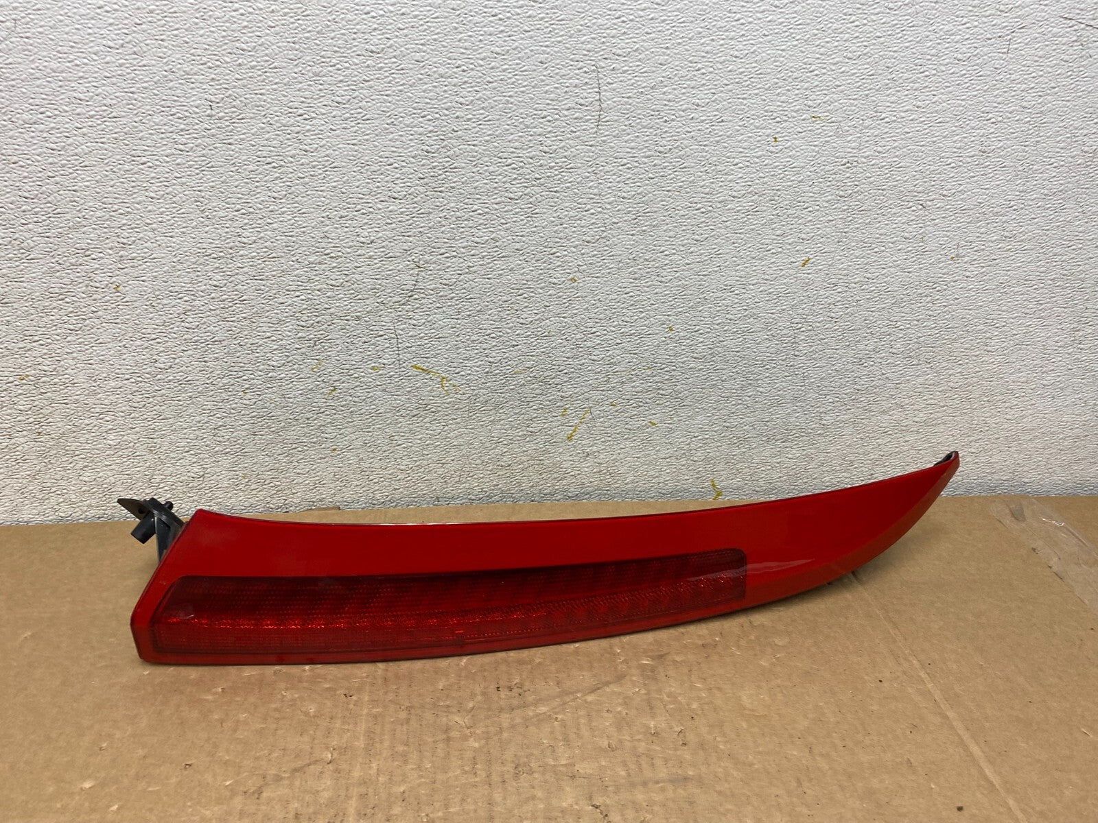 2003 to 2006 Volvo XC90 Left Driver LH Side Upper Tail Light OEM O5236 DW0