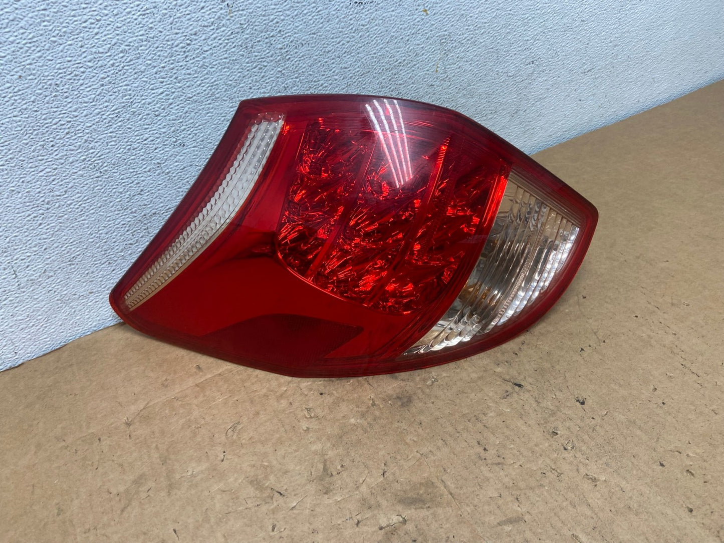 2006 2007 2008 Toyota Rav4 Left Driver LH Side Tail Light AD4771 LK2
