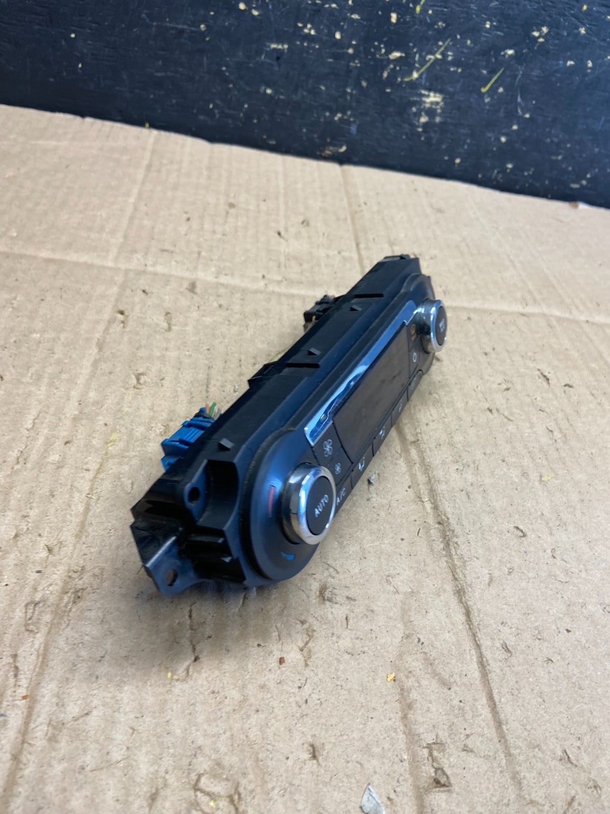 2013 to 2016 Ford C-Max A/C Heater Climate Control Panel Oem AA7998 DG1