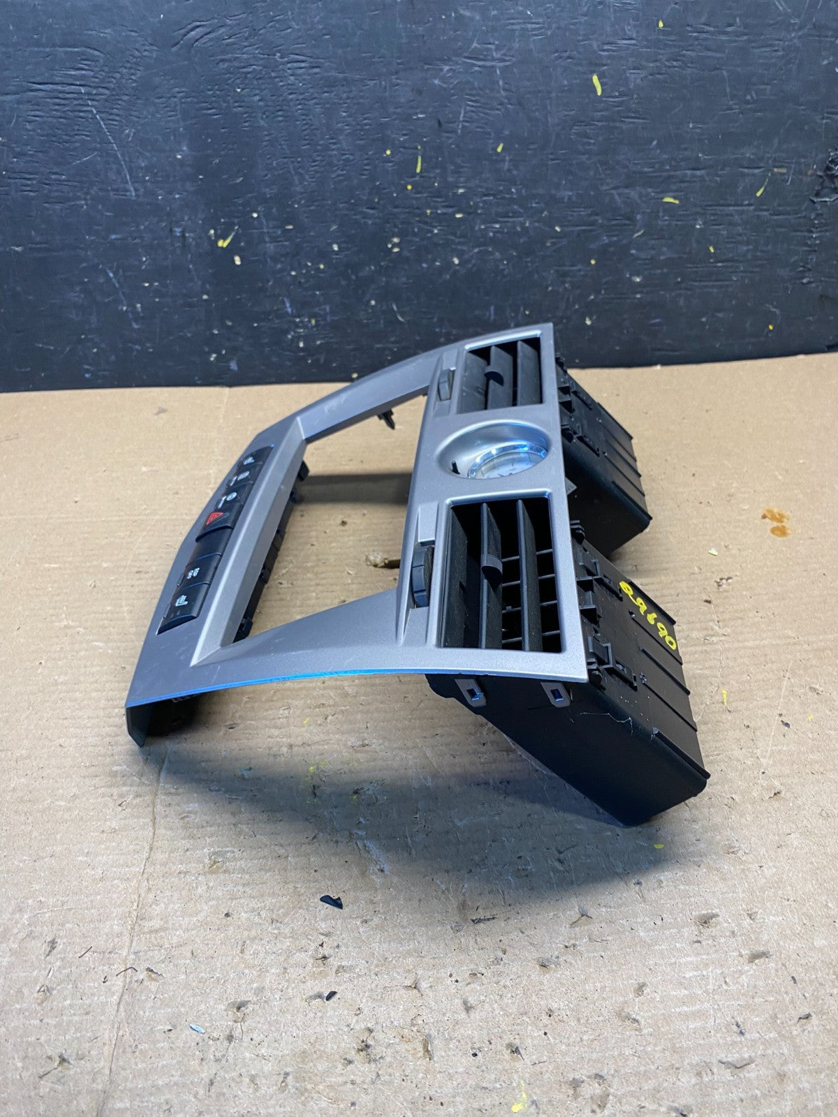 2007 2010 Chrysler Sebring Center Dash Radio Clock Bezel Trim Panel Oem q9690 DG4