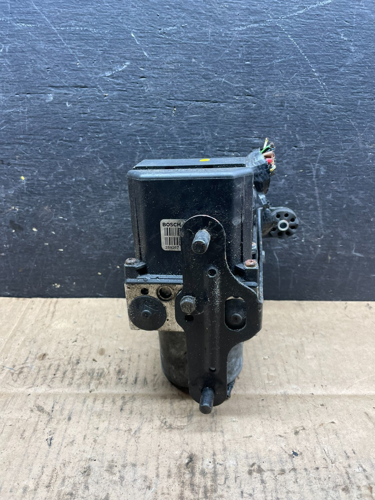2003 - 2005 Land Rover Range Rover ABS Anti Lock Brake Pump Module R9310 PS0