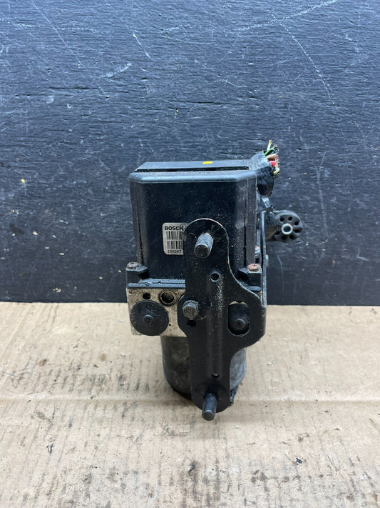 2003 - 2005 Land Rover Range Rover ABS Anti Lock Brake Pump Module R9310 PS0