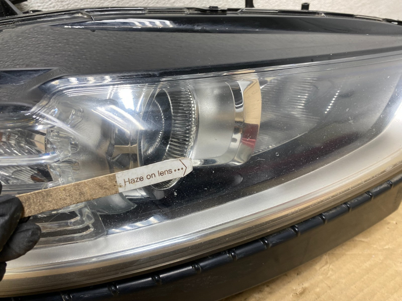 2013 to 2016 Ford Fusion Right Passenger Rh Side Headlight AG9236 DW3
