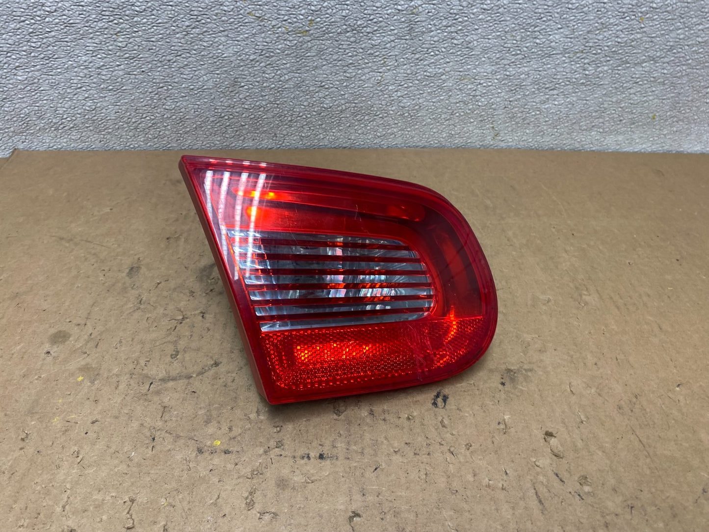 2007 2008 2009 2010 2011 Volkswagen Eos Left Driver Tail Light Inner Oem Z78900