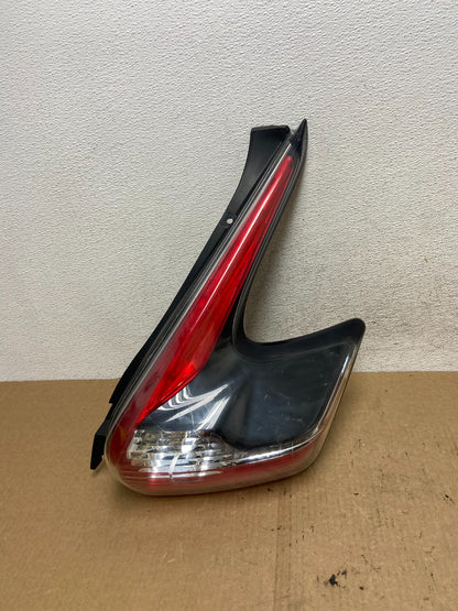 2015 to 2017 Nissan Juke Right Passenger RH Side Tail Light AF9736 DW0