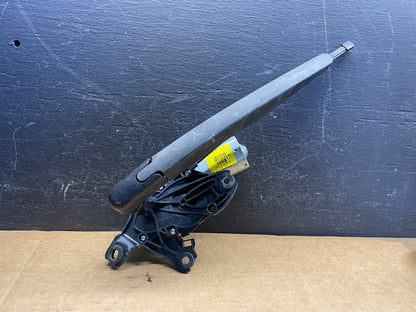 2011 to 2019 Ford Explorer Rear Windshield Wiper Motor ad7523 DG0