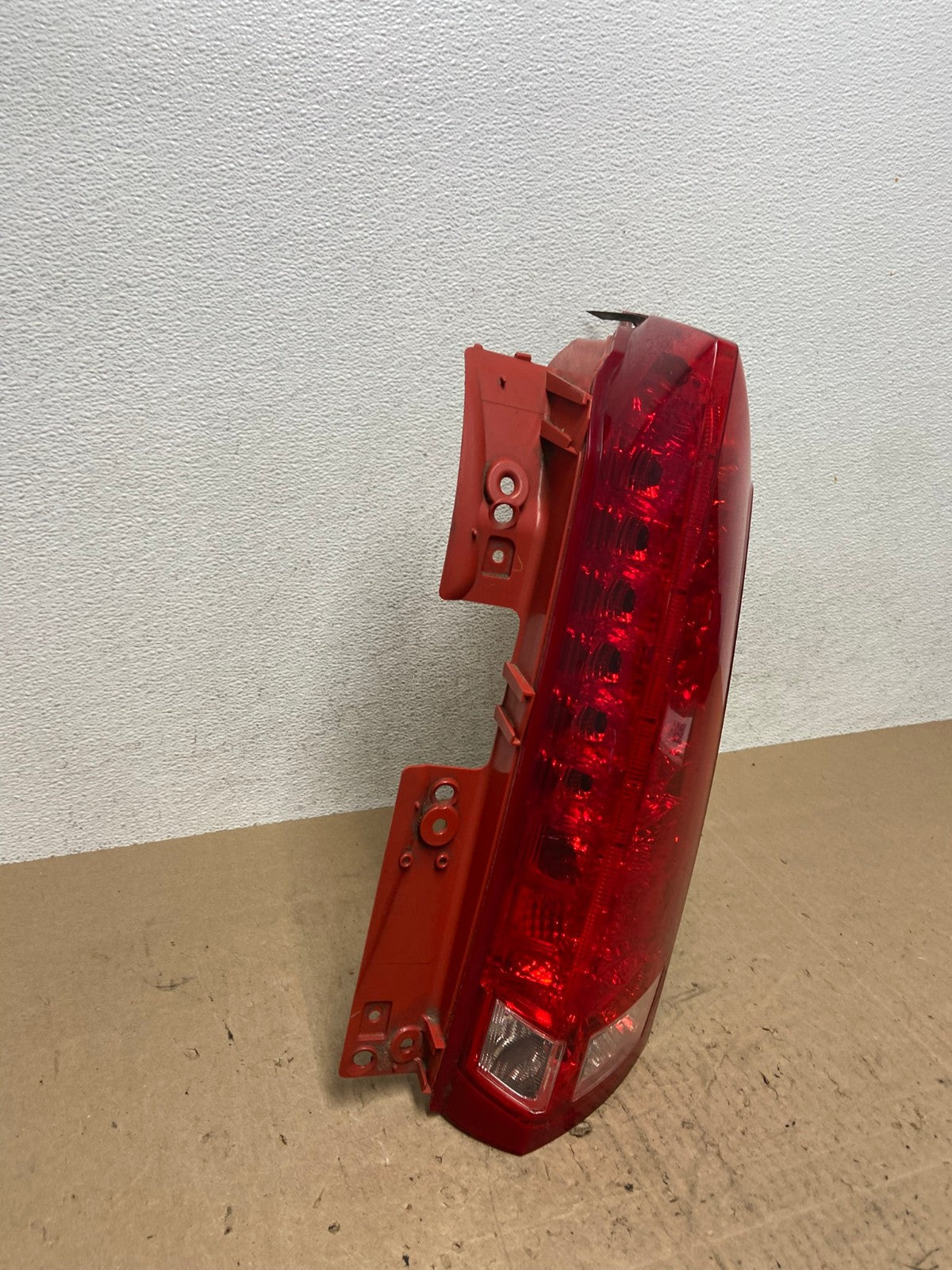 2010 to 2016 Cadillac Srx Right Passenger RH Side Tail Light AE6528 LK2