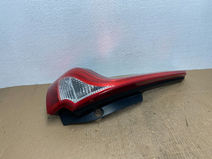 2009 to 2011 Volvo XC60 Left Driver LH Side Tail Light Oem AB8479 DW4