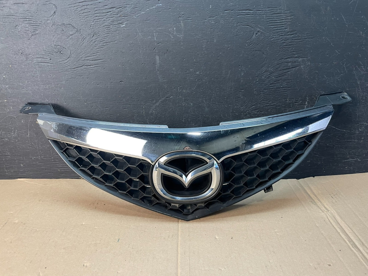 2007 2008 2009 Mazda 3 Front Upper Grill Grille Insert ad8367 DG0