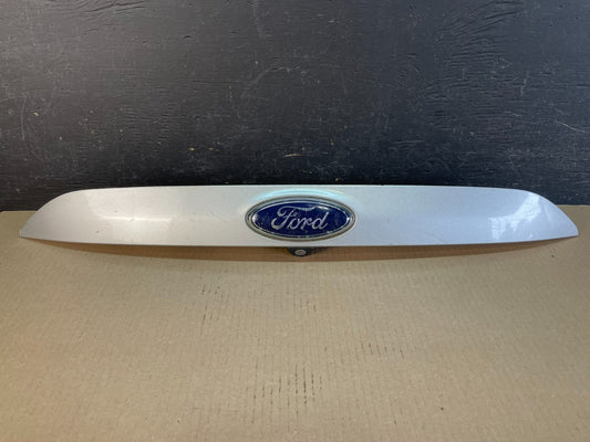 2013 to 2016 Ford Escape Rear Trunk Molding with Camera ae3422 DG0