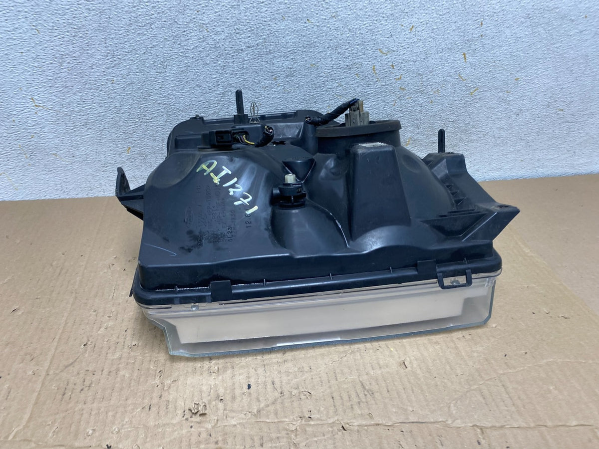 2008-2014 Ford Econoline E150 E250 E350 Right Passenger Headlight AI1271 DW7