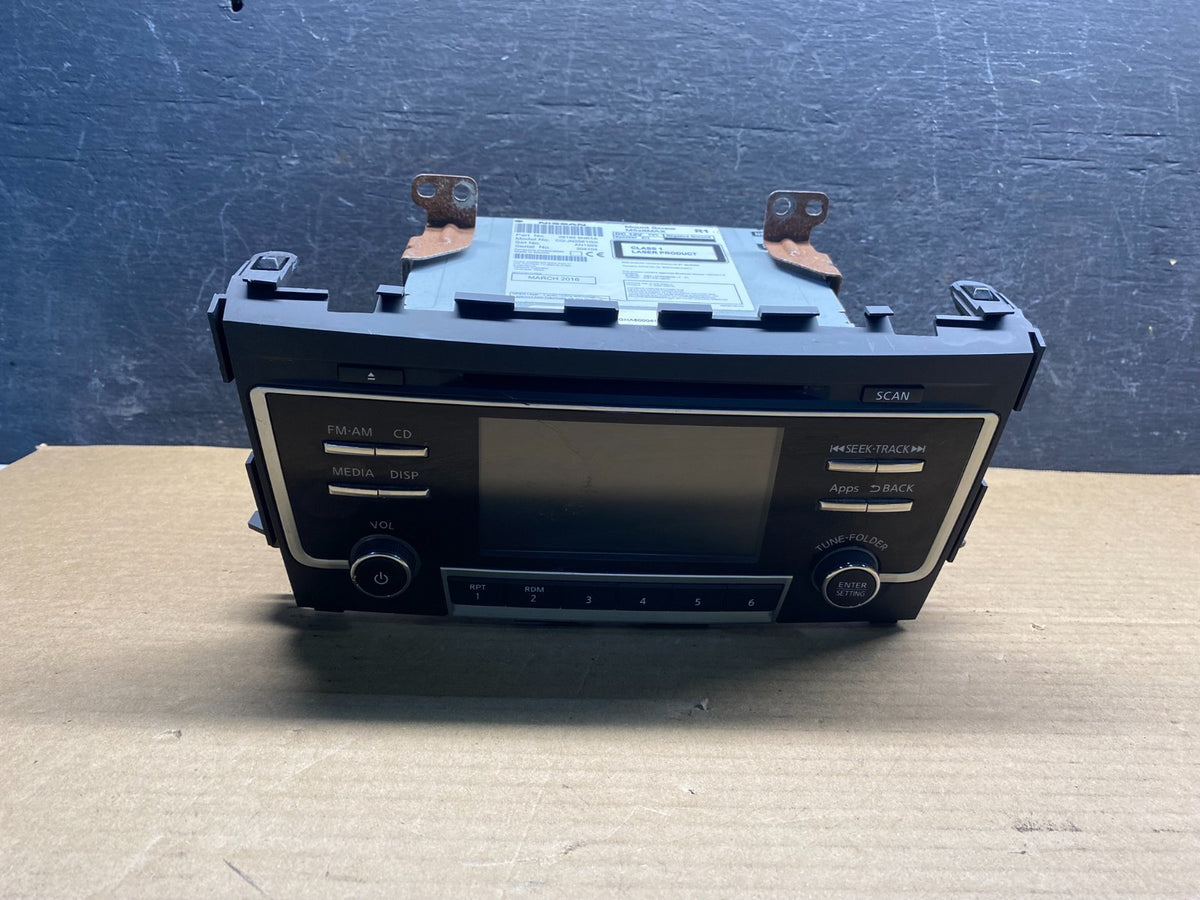 2016 2017 Nissan Altima Radio Screen Receiver AM-FM CD Player AI7245 DG0
