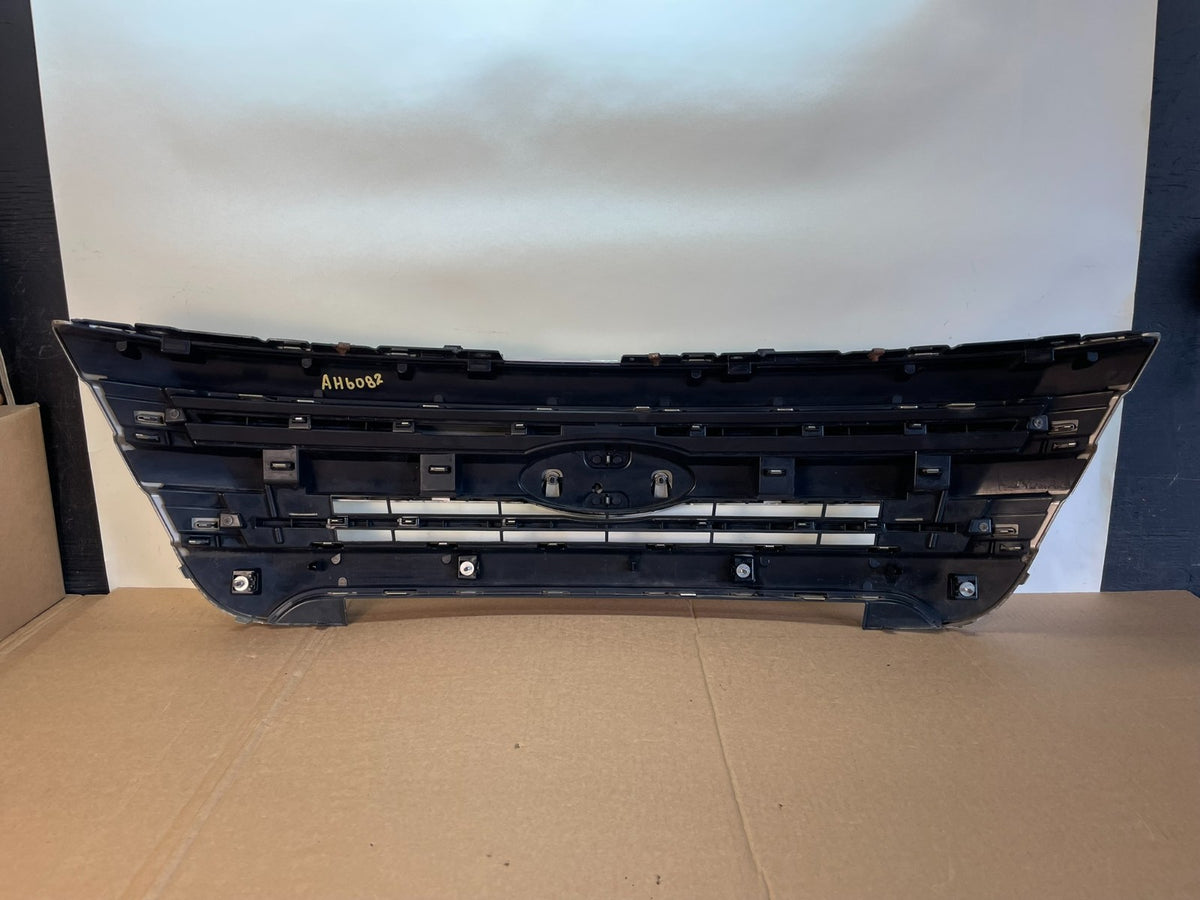 2011 to 2015 Ford Explorer Upper Front Grill Grille ah6082 DG4