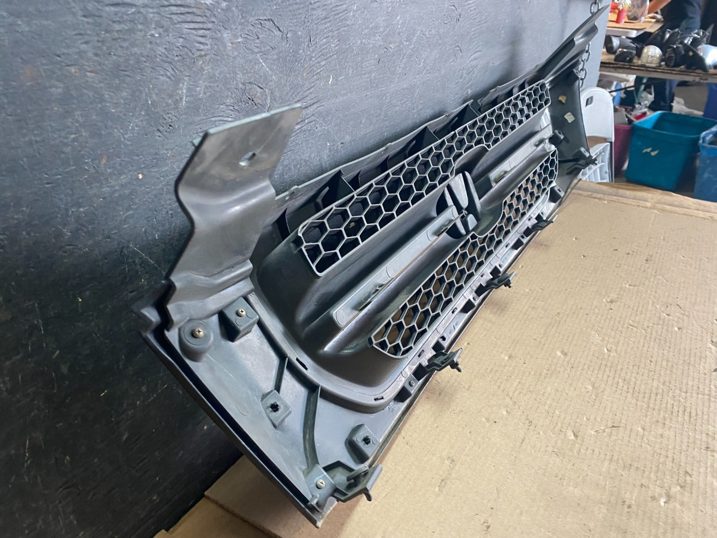 2003 2004 2005 Honda Pilot Front Upper Grill Grille Oem S1332 DG10