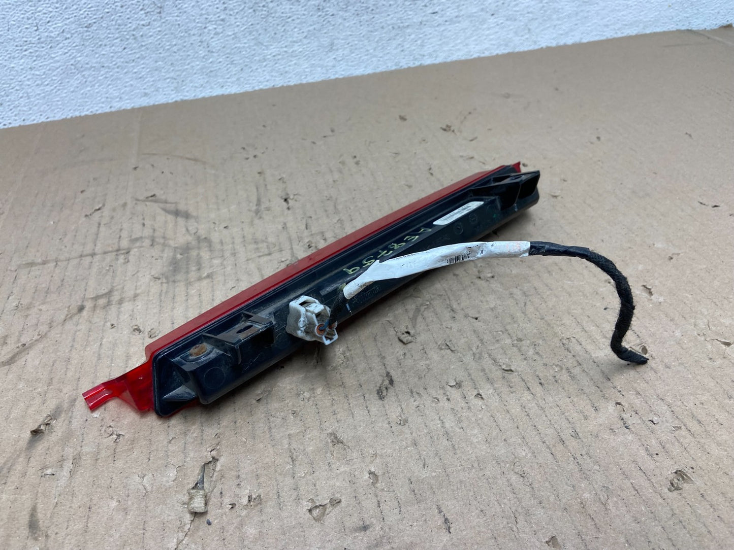 2009-2017 Chevrolet Traverse High Mounted 3rd Third Stop Brake Light AE8759 DG4