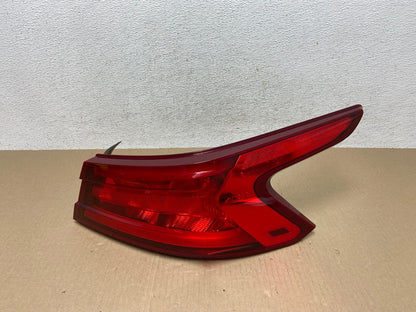 2016 2017 2018 Nissan Maxima Right Passenger RH Tail Light AE6963 LK0