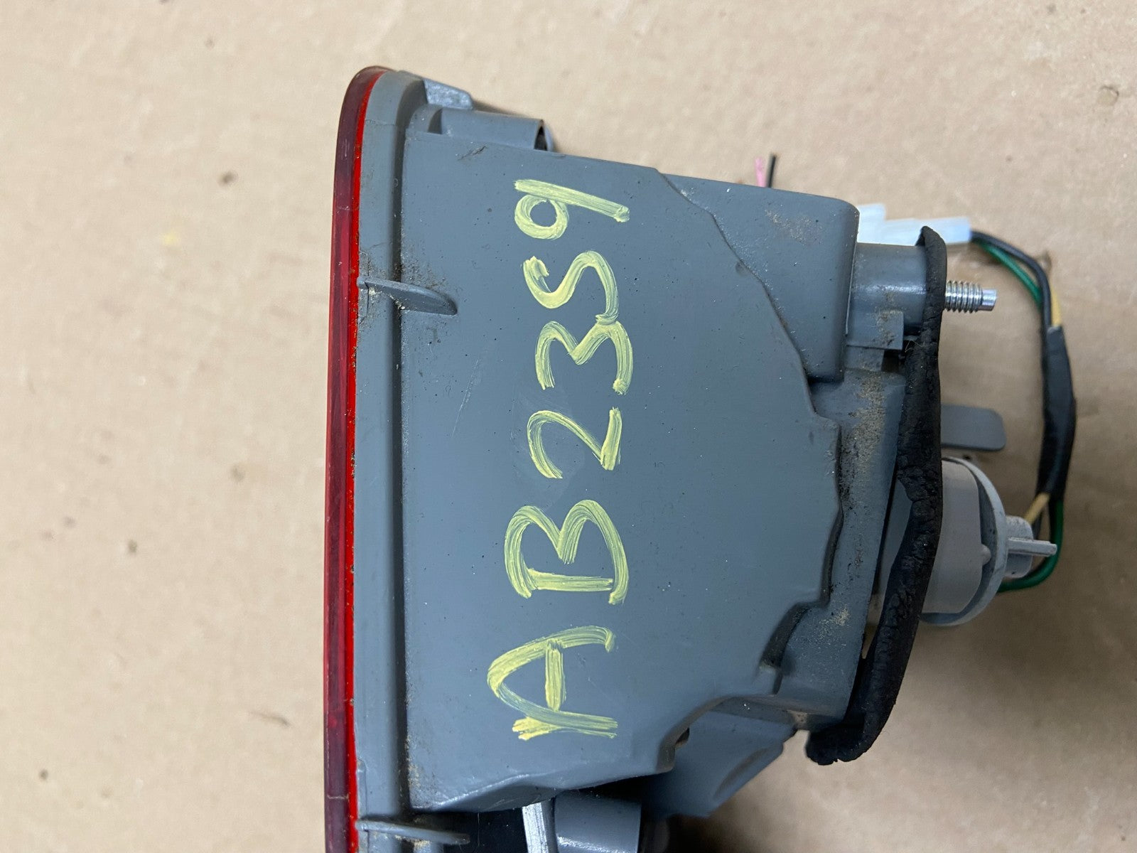 2010 to 2013 Kia Forte Left Driver LH Side Tail Light Inner Oem AB2359 DW6