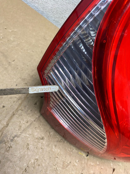 2009 to 2011 Volvo XC60 Right Passenger RH Tail Light Oem V0071 DW3