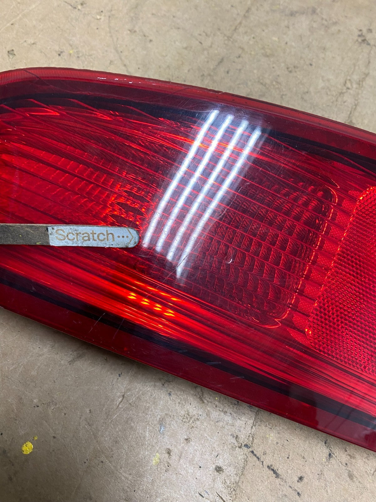 2003 to 2006 Lincoln Navigator Inner Tail Light OEM X7114 PS3