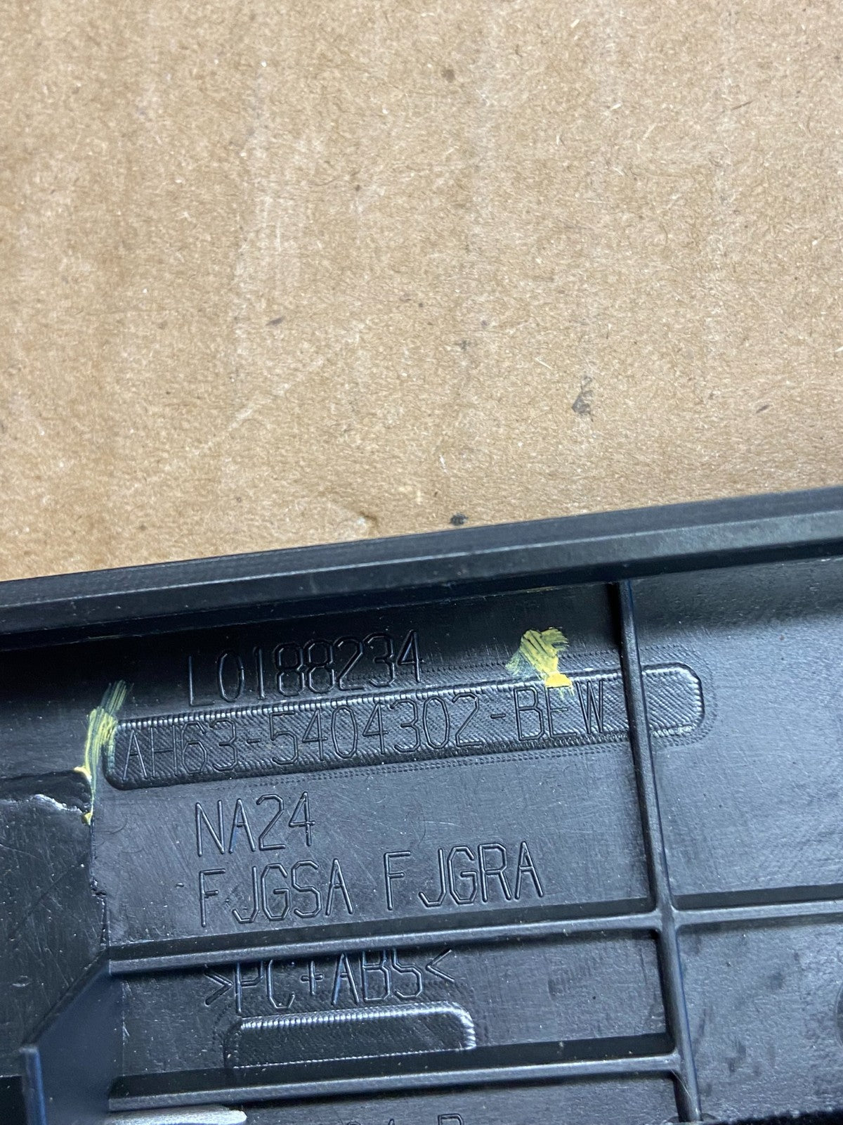2010 - 2012 Lincoln MKZ Center Dash Gps Radio Bezel Panel Air Vent ad2082 DG5