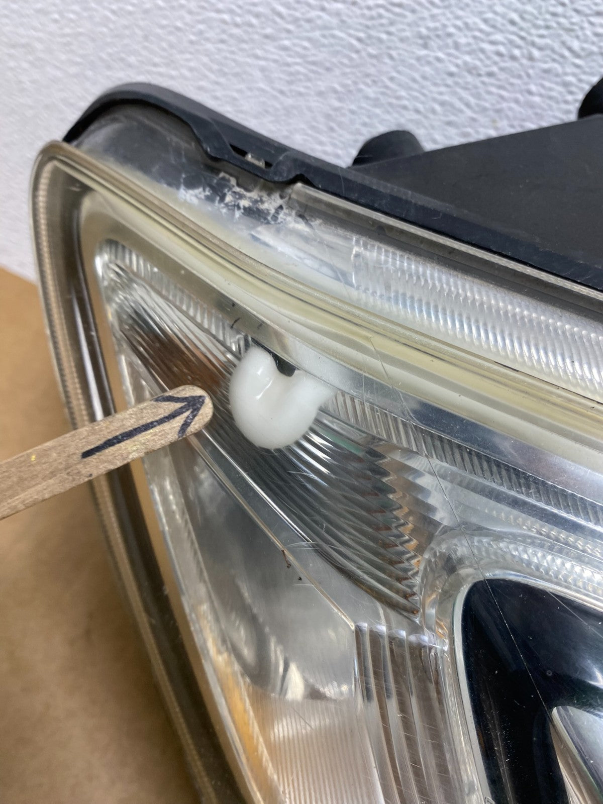 2007 - 2009 Mazda Cx9 Cx-9 Right Passenger RH Headlight Xenon HID AE3154 DW4